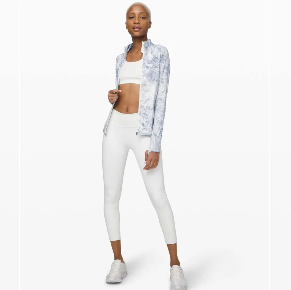 Lululemon Ebb to Train Jacket in wash White/Luna - Picture 5 of 10